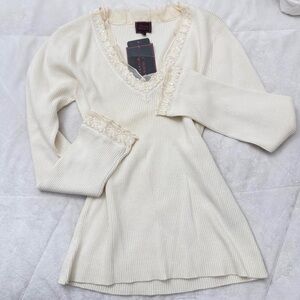 Cream V-Neck Sweater with Lace Trim